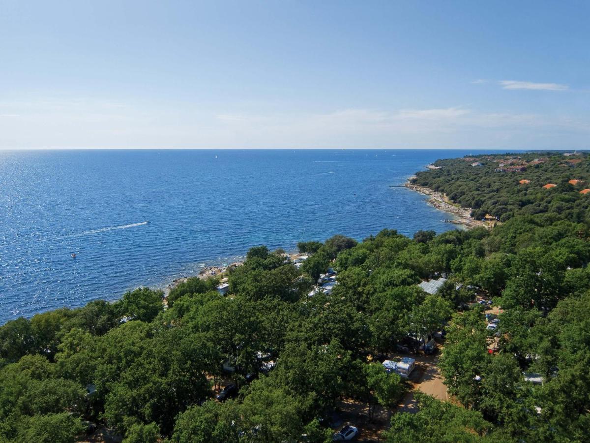 Easyatent Fkk Safari Tent Solaris Naturist - Clothes Free Poreč Eksteriør billede