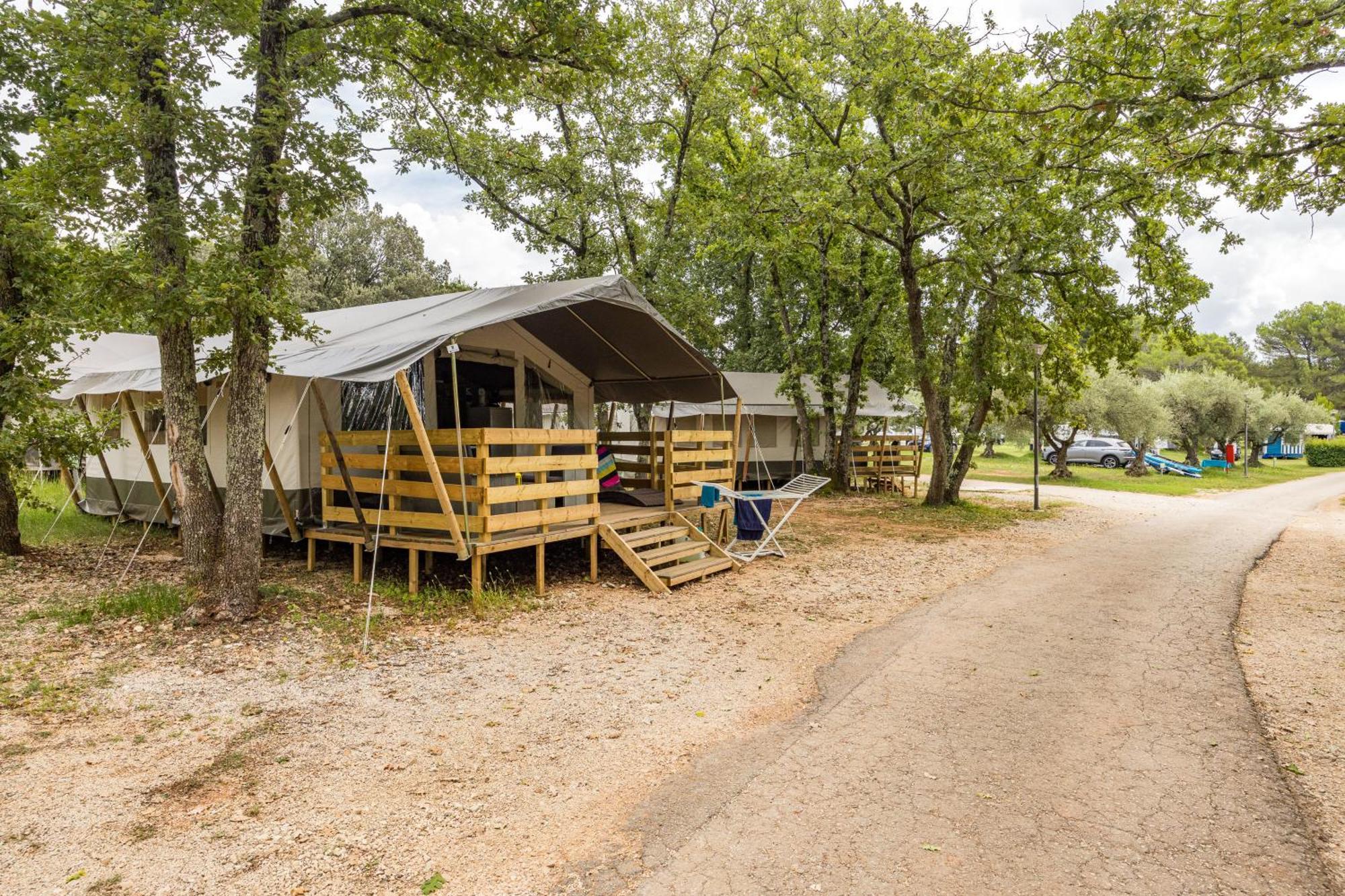 Easyatent Fkk Safari Tent Solaris Naturist - Clothes Free Poreč Værelse billede